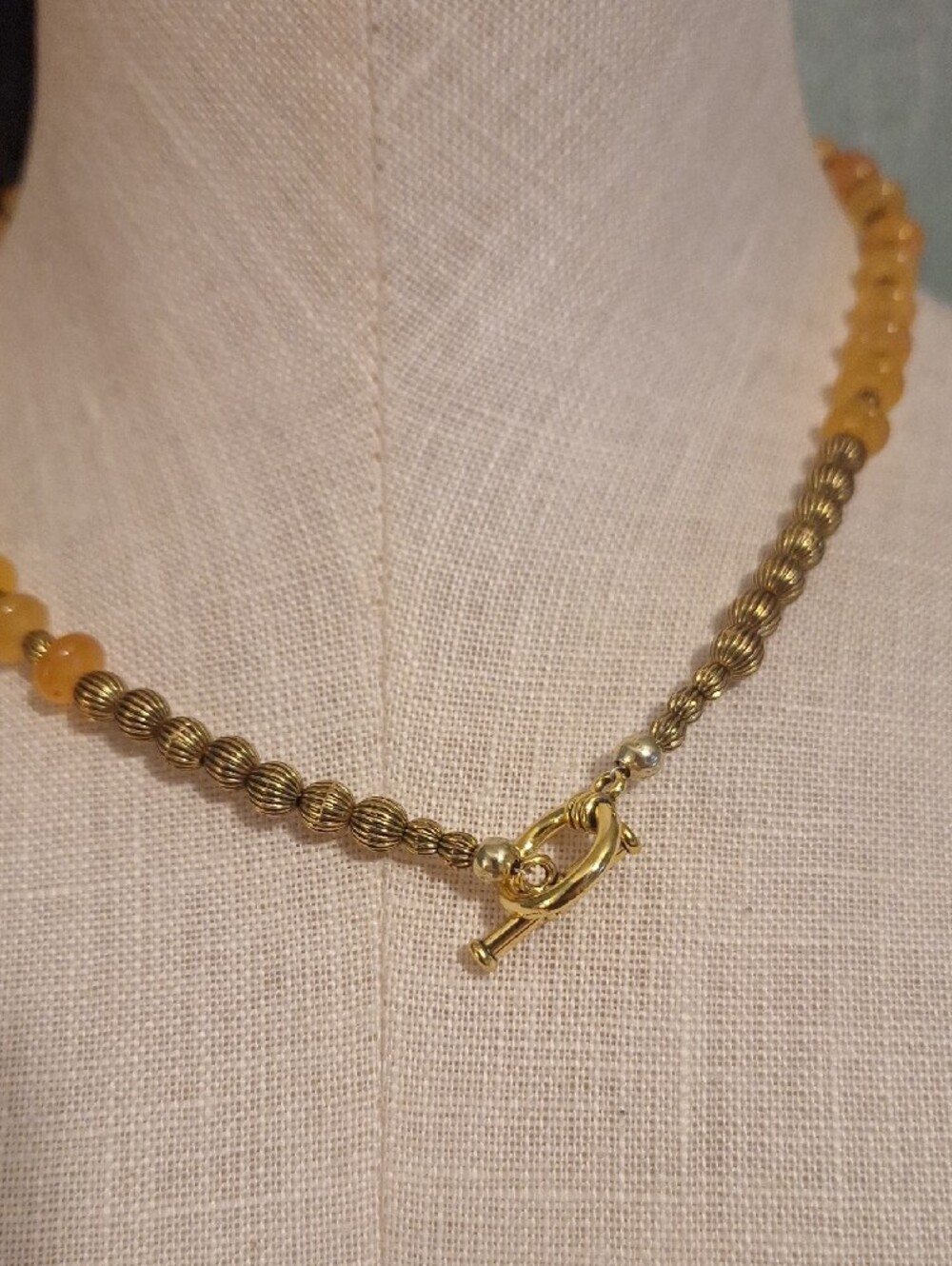 Carnelian Agate Beaded Necklace - Picture 5 of 7